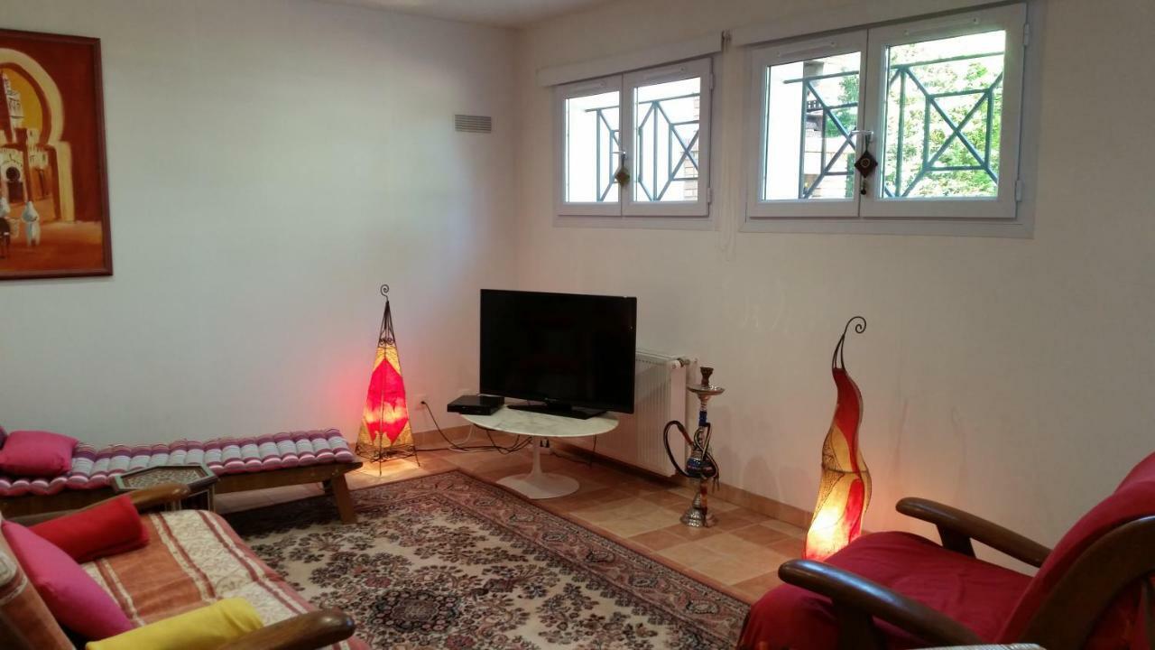 Chambre Avec Jardin Pierre Curie Bry-sur-Marne Luaran gambar